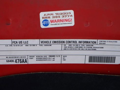 Used 2019 RAM 1500 Classic SLT image 12