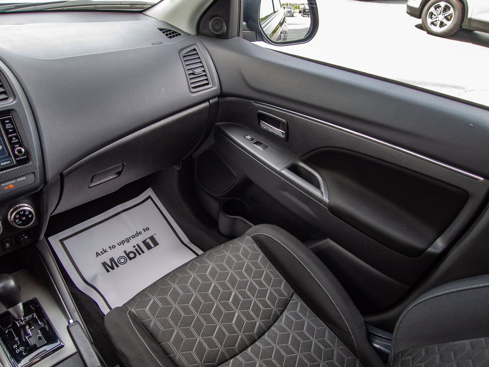 Used 2025 Mitsubishi Outlander Sport ES AWD/4WD image 15