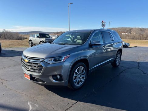 Used 2020 Chevrolet Traverse Premier image 8