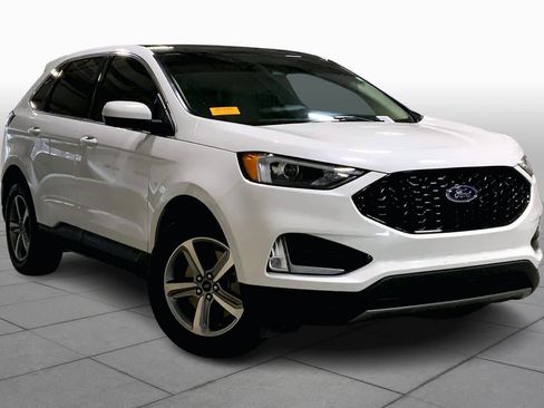 Used 2024 Ford Edge SEL w/ Convenience Package image 2