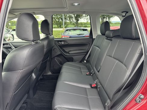 Used 2018 Subaru Forester 2.5i Touring w/ Popular Package #3B AWD/4WD image 20