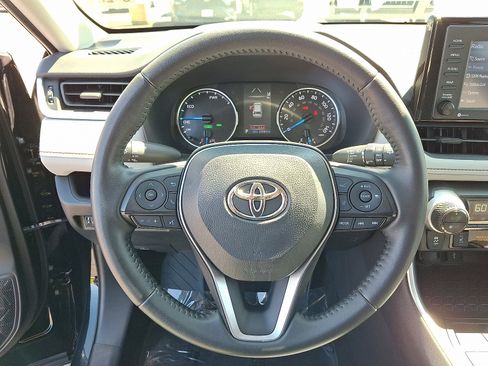 Certified 2022 Toyota RAV4 XLE w/ XLE Grade Weather Package image 19