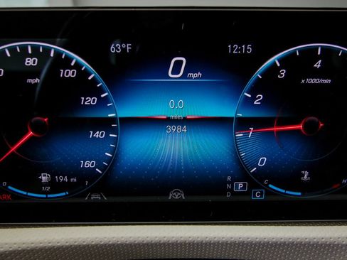 Used 2022 Mercedes-Benz A 220 4MATIC image 17