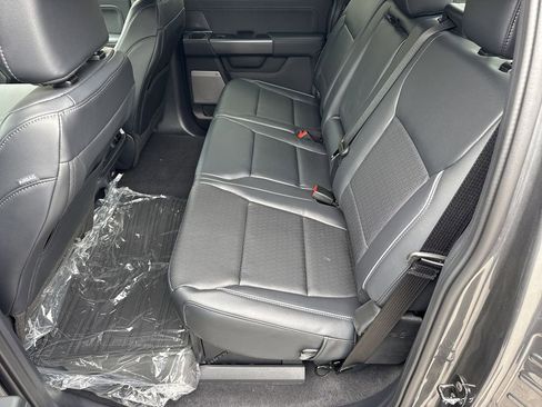 New 2026 Ford F150 Lariat w/ Equipment Group 501A Mid image 20