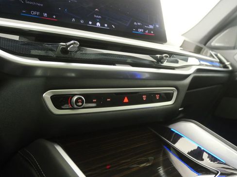 Used 2025 BMW X6 xDrive40i image 23