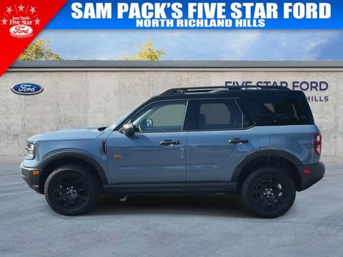 Used 2025 Ford Bronco Sport Badlands AWD/4WD image 6