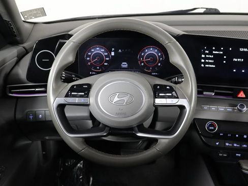 Used 2025 Hyundai Elantra SEL FWD image 7