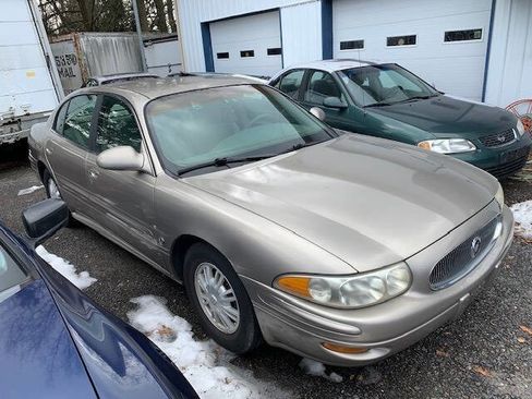 Used 2002 Buick Le Sabre Custom w/ Luxury Pkg image 5