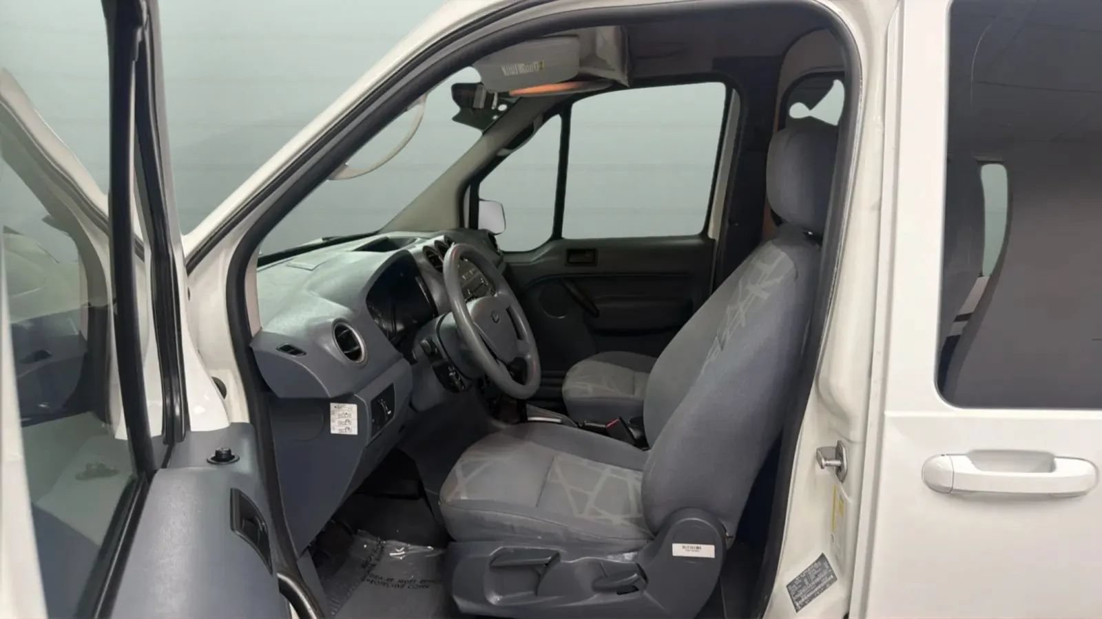 Used 2013 Ford Transit Connect XLT FWD image 19
