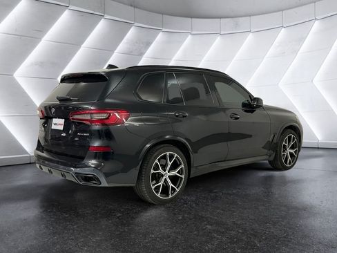 Used 2019 BMW X5 xDrive50i w/ M Sport Package AWD/4WD image 4