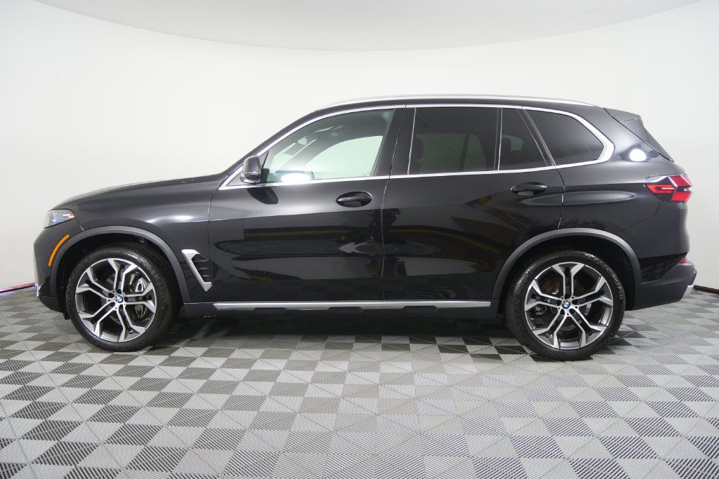 Used 2026 BMW X5 xDrive40i AWD/4WD image 7