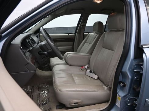 Used 2009 Mercury Grand Marquis LS RWD image 16
