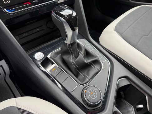 New 2026 Volkswagen Taos SE AWD/4WD image 41