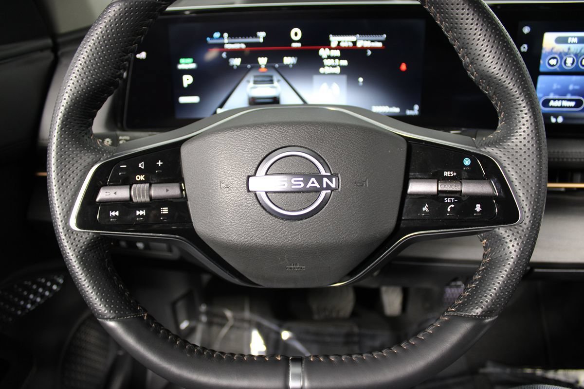 Used 2023 Nissan Ariya FWD image 13