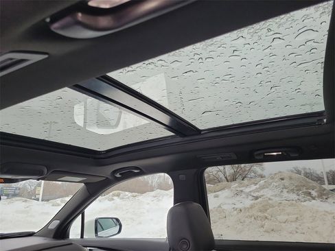 Used 2022 Cadillac XT6 Premium Luxury w/ LPO, Floor Liner Package image 19