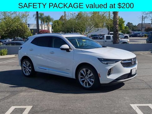 Used 2022 Buick Envision Avenir w/ Technology Package II FWD image 11