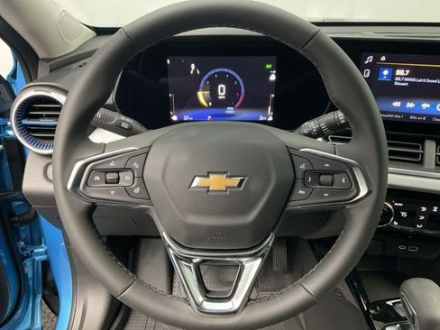 New 2026 Chevrolet Trax LT image 14