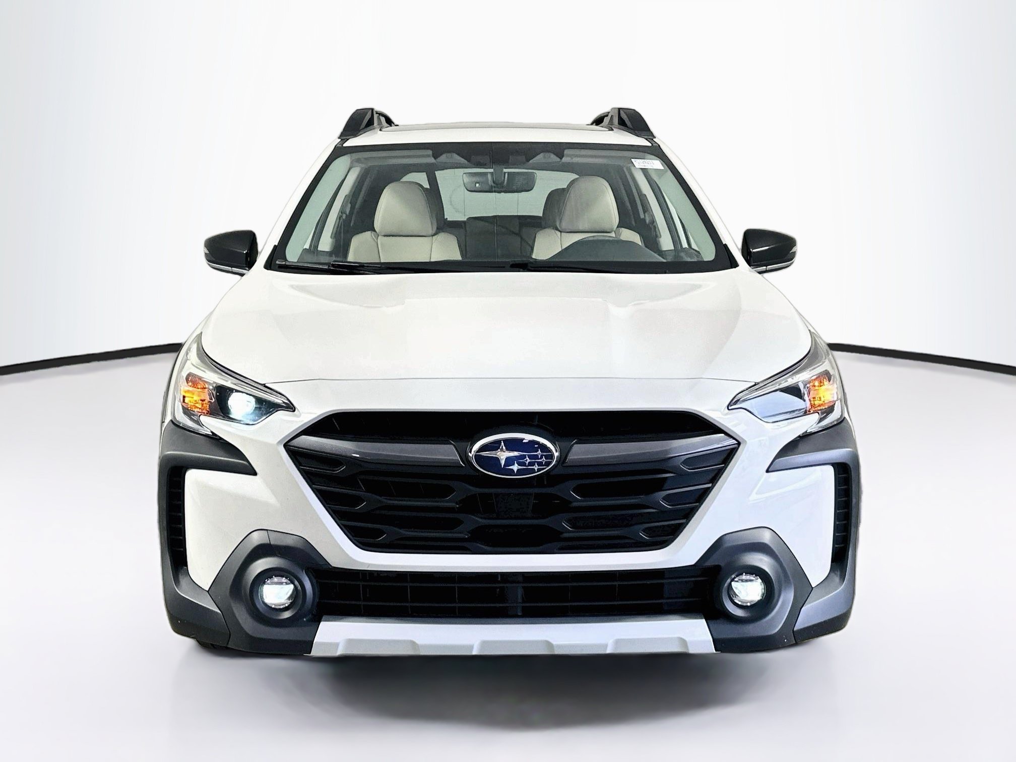 Used 2024 Subaru Outback Limited XT AWD/4WD image 2
