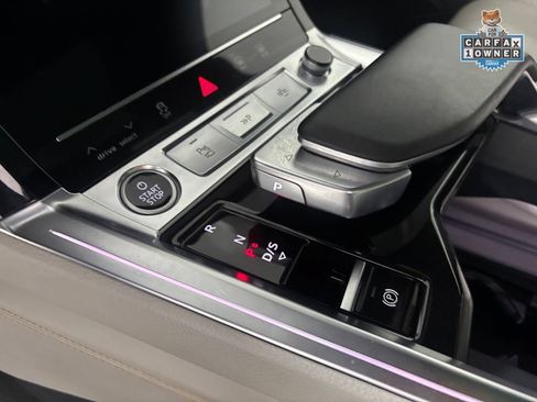 Used 2024 Audi Q8 e-tron Prestige w/ Prestige Package AWD/4WD image 28