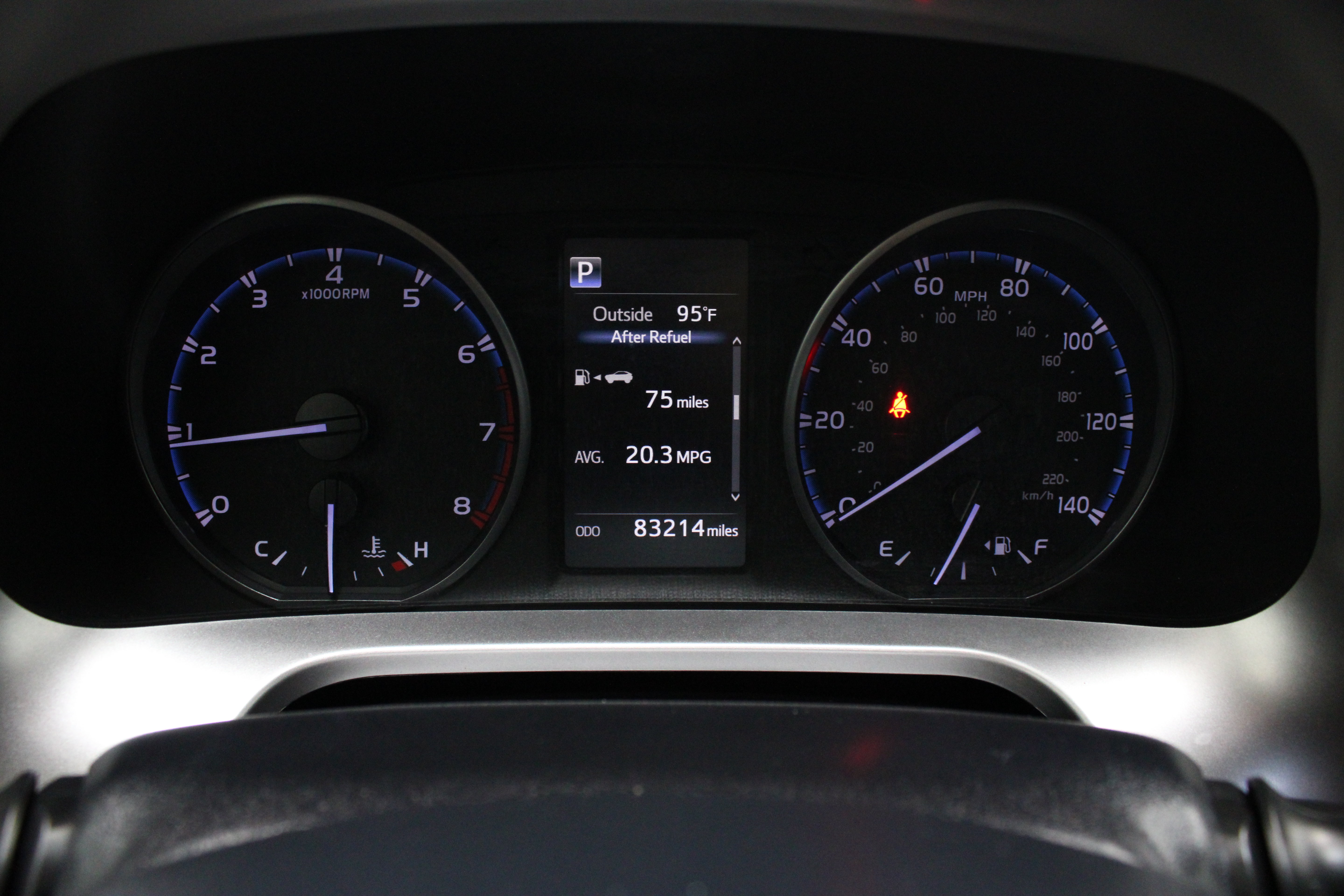 Used 2018 Toyota RAV4 XLE FWD image 39