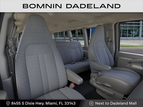 New 2026 Chevrolet Express 3500 LT w/ LT Preferred Equipment Group RWD image 16