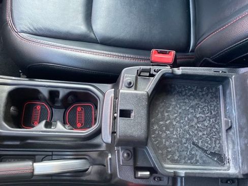 Used 2020 Jeep Gladiator Rubicon image 15