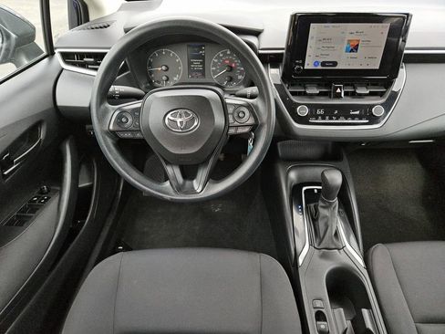 Used 2023 Toyota Corolla LE image 10