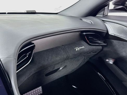 Used 2022 Ferrari Roma RWD image 38