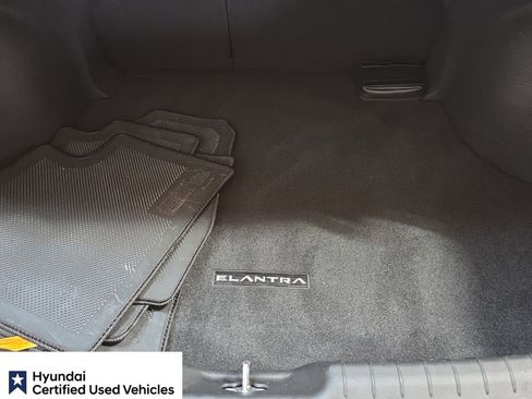 Certified 2025 Hyundai Elantra SEL FWD image 14