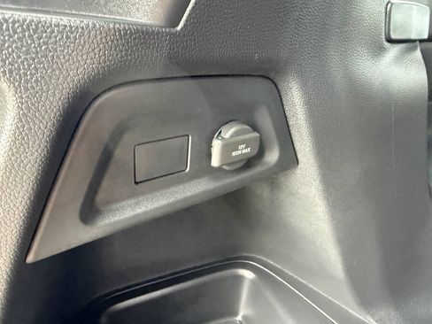 Used 2025 Honda Pilot TrailSport image 25