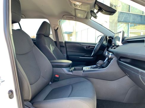 Used 2025 Toyota RAV4 LE image 35