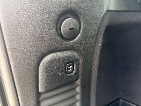 Used 2020 Dodge Durango R/T w/ Technology Group image 30