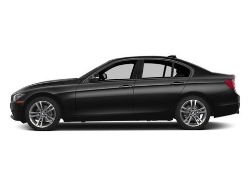 Used 2013 BMW 328i xDrive Sedan AWD/4WD image 3