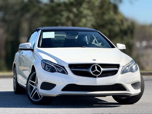 Used 2015 Mercedes-Benz E 400 E 400 image 3