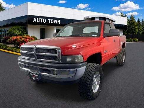 Used 2000 Dodge Ram 2500 Truck 4x4 Quad Cab image 1
