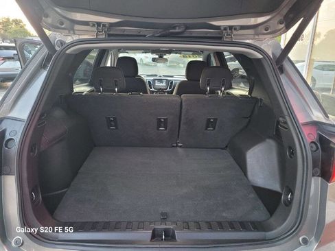 Used 2018 Chevrolet Equinox LT image 18