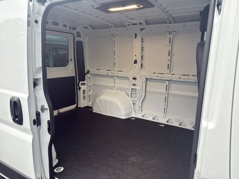 New 2025 RAM ProMaster 1500 w/ Convenience Group image 16