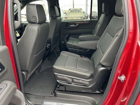 New 2026 GMC Yukon XL Elevation w/ LPO, Floor Liner Package image 8