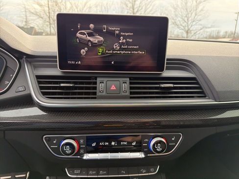 Used 2018 Audi SQ5 Premium Plus w/ S Sport Package image 9