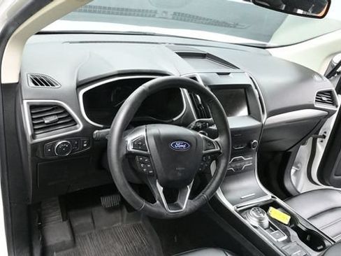 Used 2020 Ford Edge SEL w/ Convenience Package AWD/4WD image 14