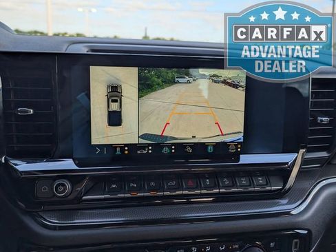 Used 2023 Chevrolet Silverado 1500 ZR2 w/ Technology Package AWD/4WD image 10