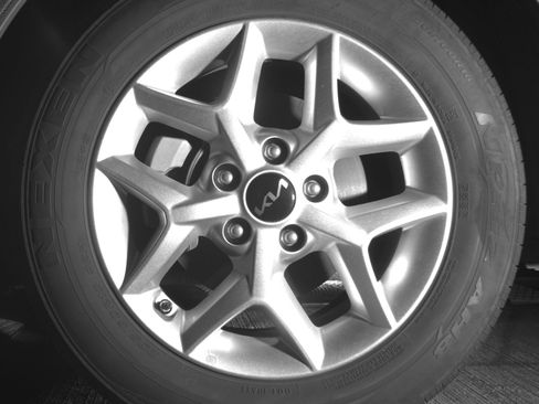 Used 2025 Kia Soul LX w/ LX Technology Package image 17