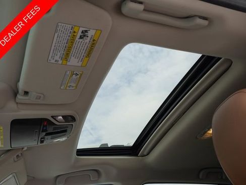 Used 2020 Subaru Outback Touring XT AWD/4WD image 27