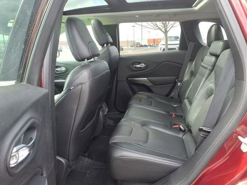 Certified 2019 Jeep Cherokee Limited image 14