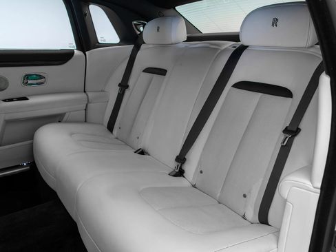 Used 2021 Rolls-Royce Ghost AWD/4WD image 18