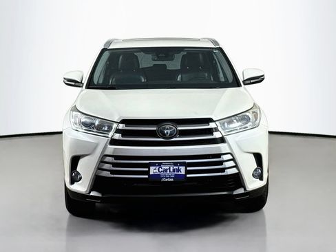 Used 2018 Toyota Highlander XLE AWD/4WD image 2