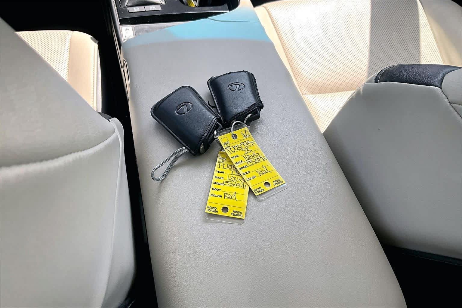 Used 2023 Lexus ES 300h w/ Premium Package FWD image 15