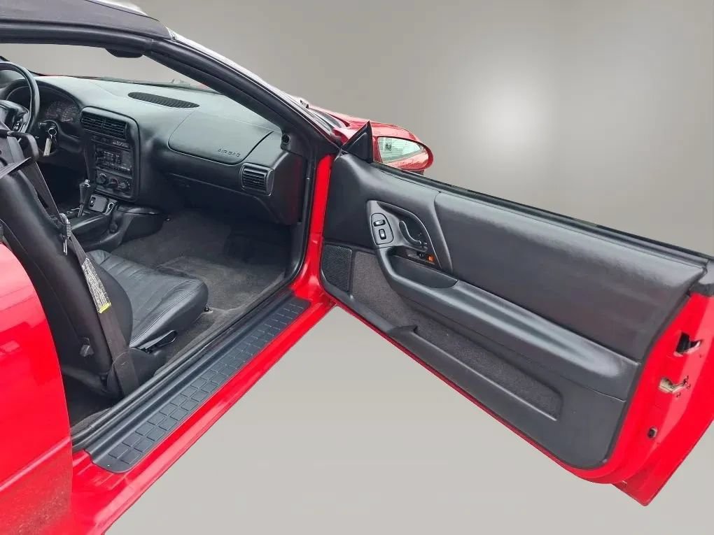 Used 2002 Chevrolet Camaro Z28 w/ SS Performance/Appearance Pkg RWD image 31