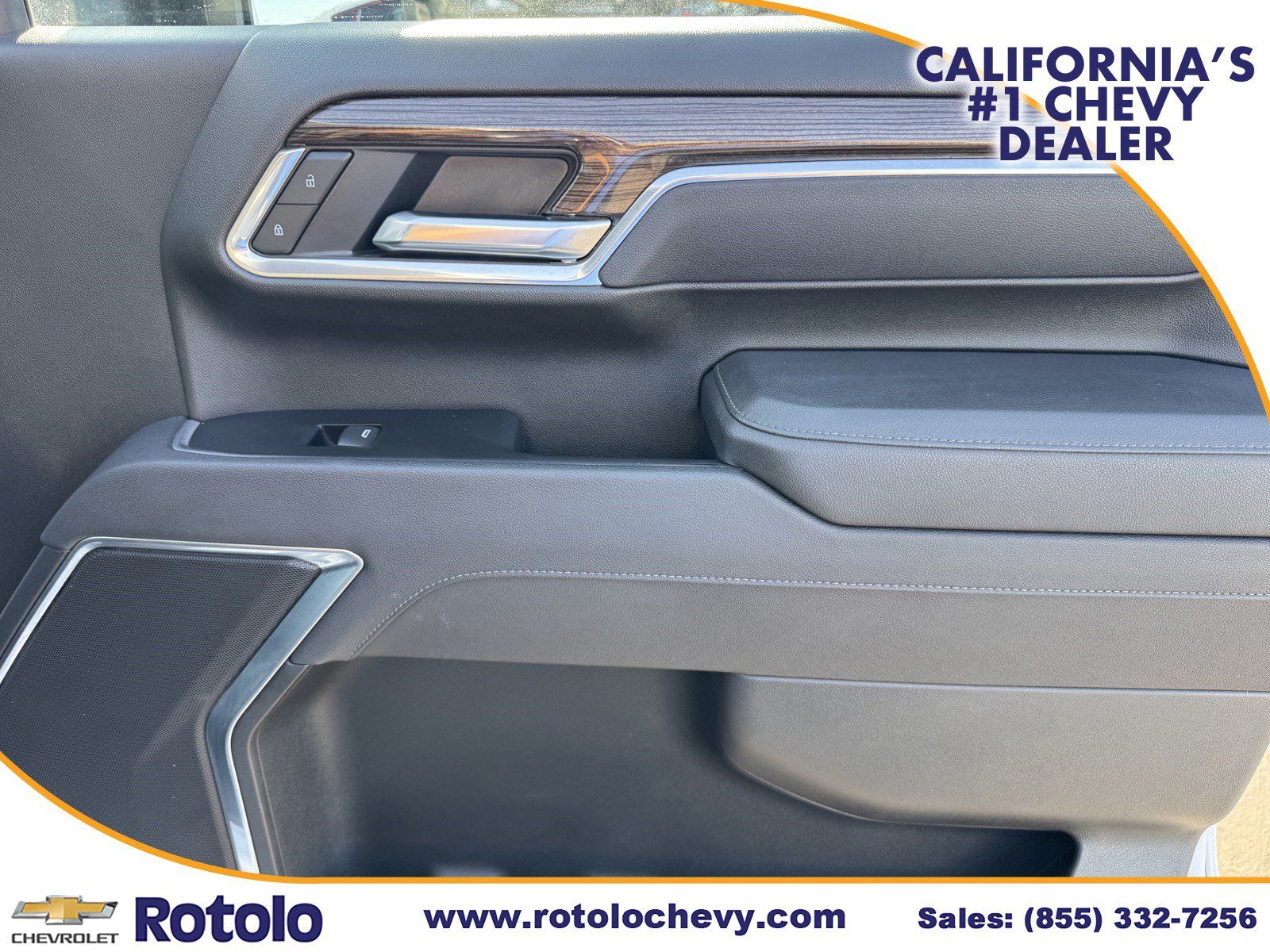 Used 2025 Chevrolet Silverado 2500 LT w/ Convenience Package AWD/4WD image 9