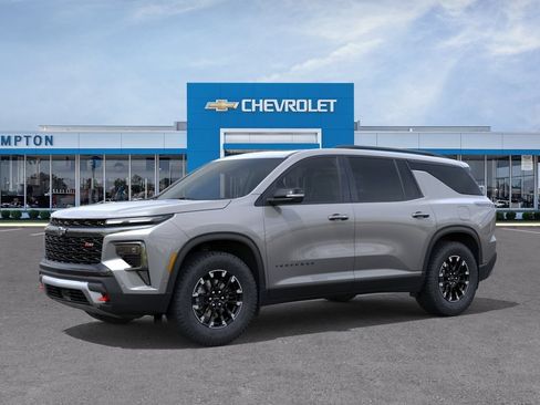 New 2026 Chevrolet Traverse Z71 w/ Enhanced Driving Package AWD/4WD image 2
